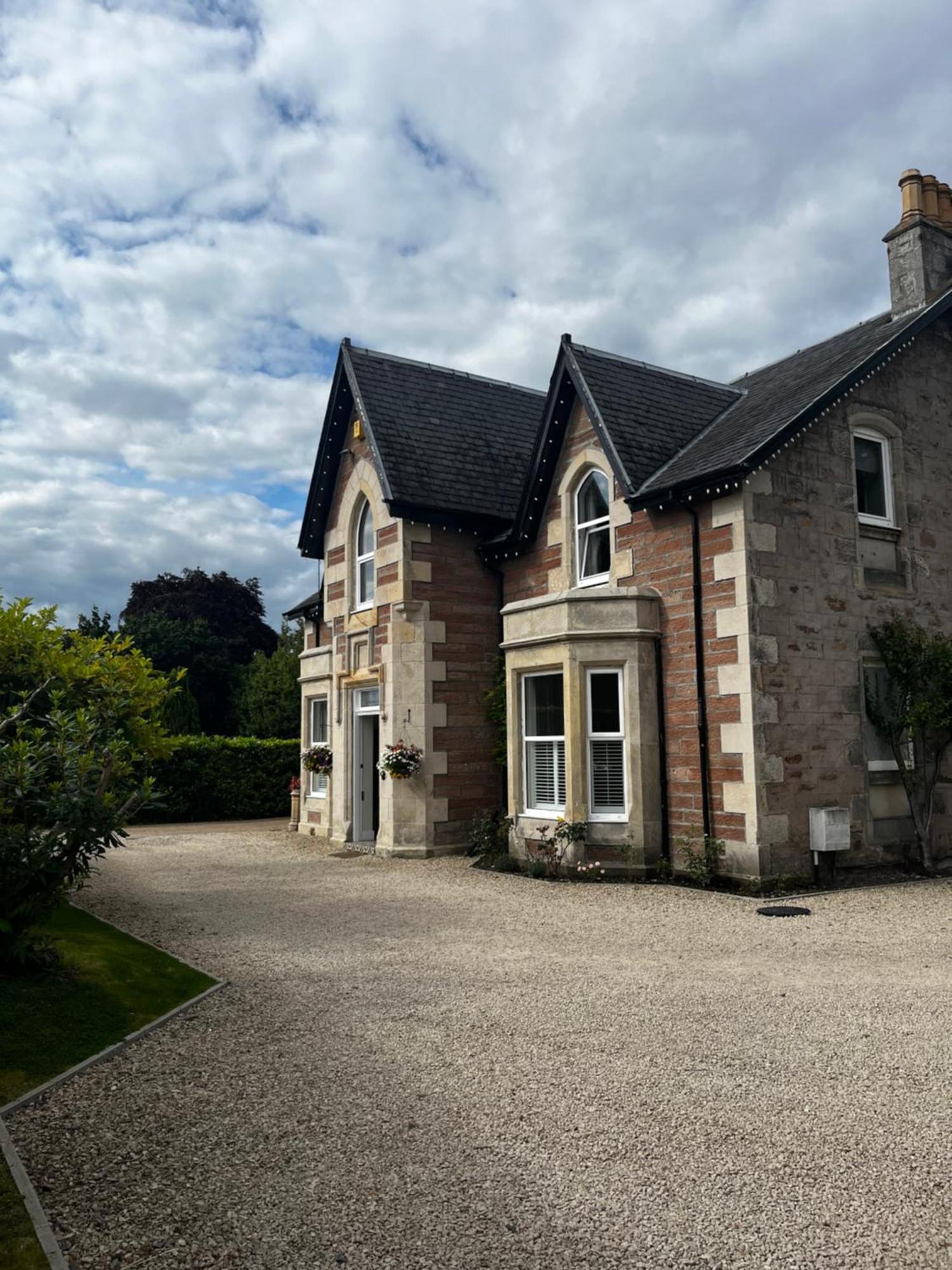 Beinn Mhor Lodge, 63 Culduthel Road Inverness Eksteriør bilde